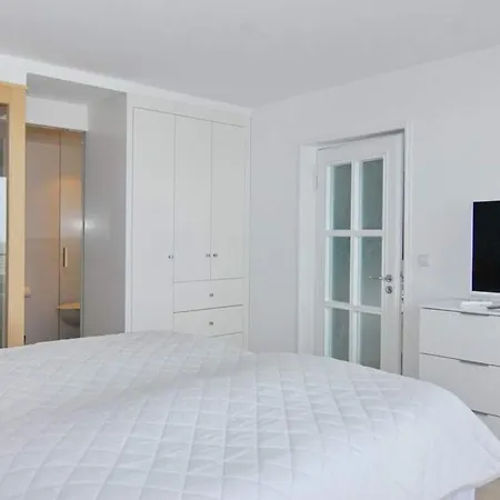 Metropol, Whg 24, Seeseite 1og